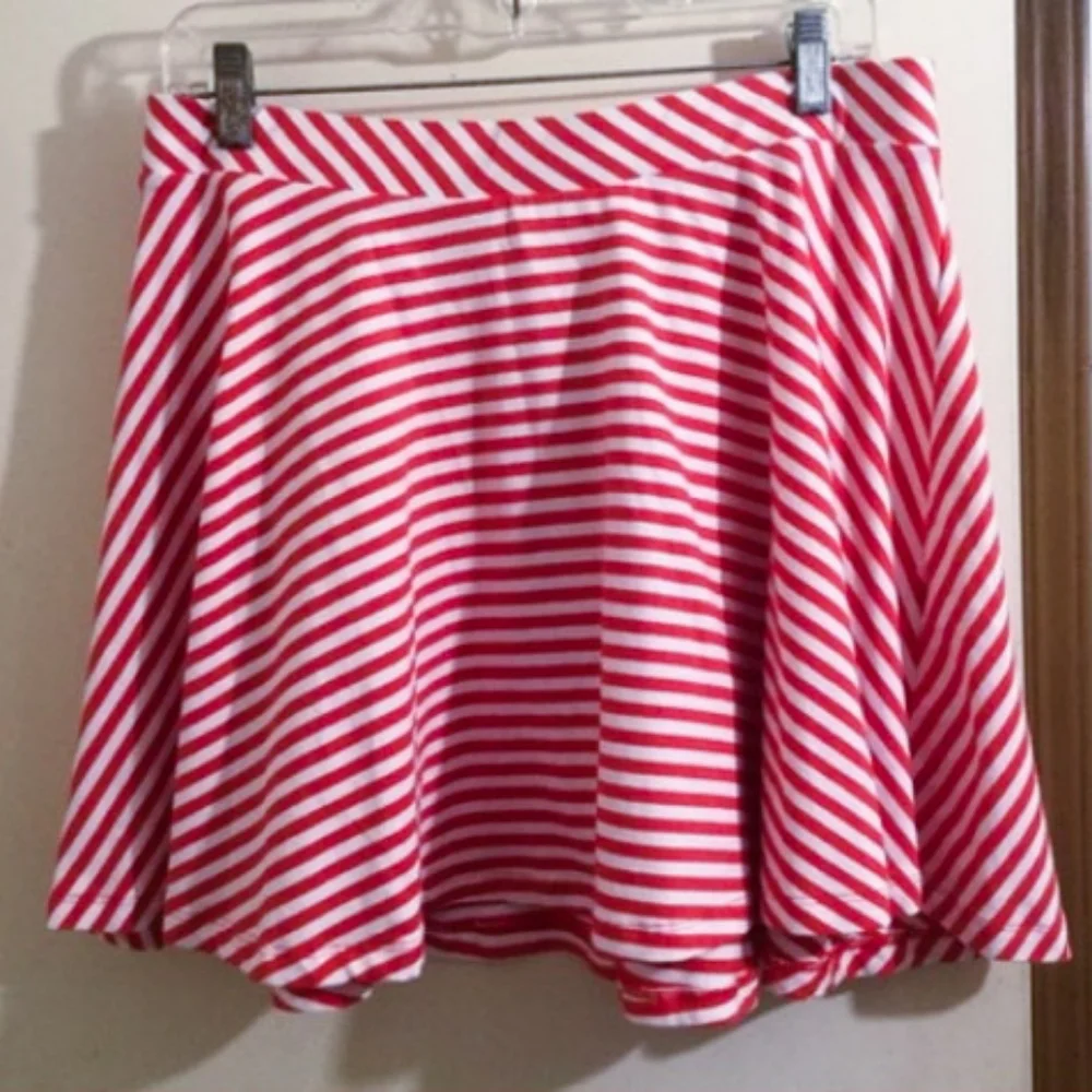 SO Women's Red and White Striped Jersey Circle Skater Skirt Size XL - Picture 1 of 6